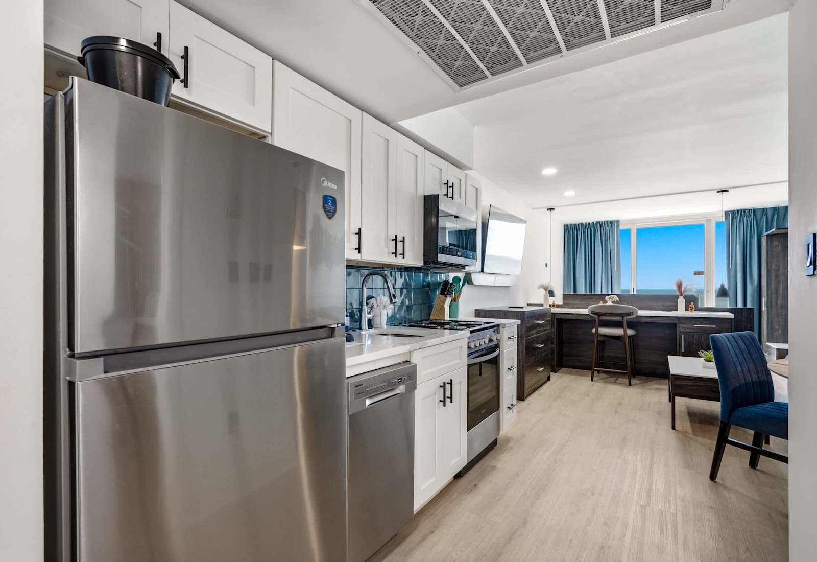 Pierfront Paradise — Yachtsman Resort, Myrtle Beach