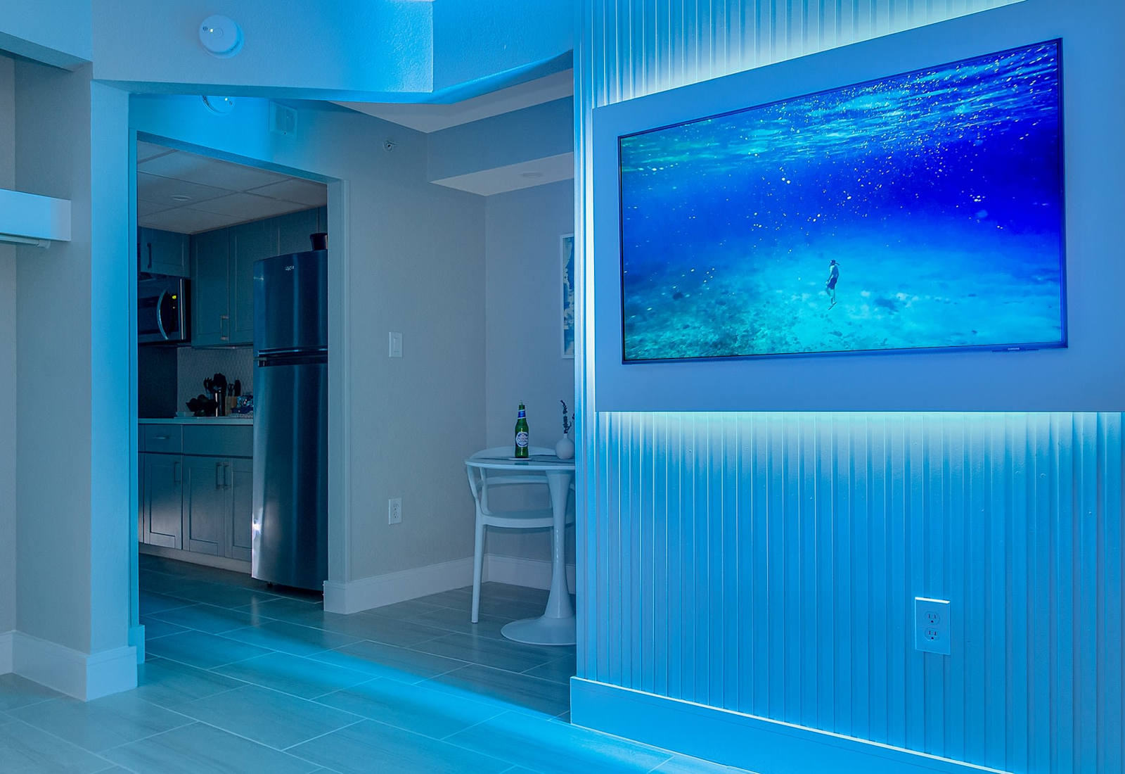 Experience custom lighting ambience—perfect for relaxation or romance.