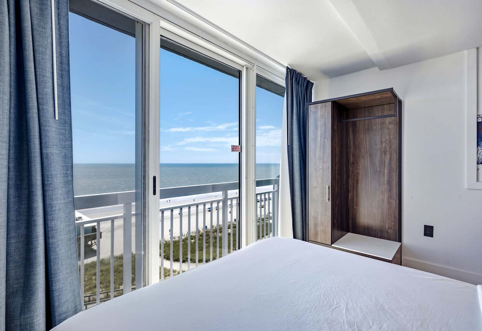 Pierfront Paradise — Yachtsman Resort, Myrtle Beach