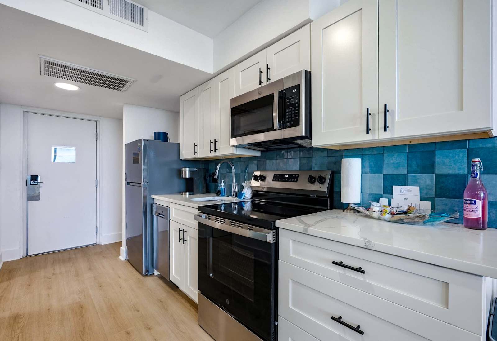 Prepare your favorite meals in this modern, fully equipped kitchen
