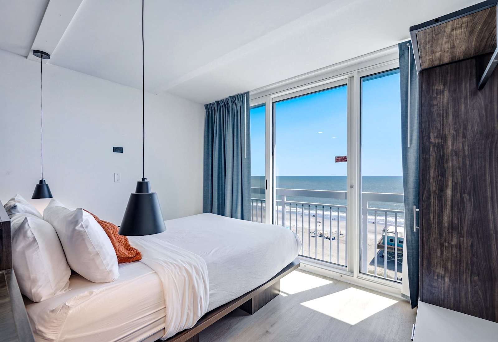 Pierfront Paradise — Yachtsman Resort, Myrtle Beach