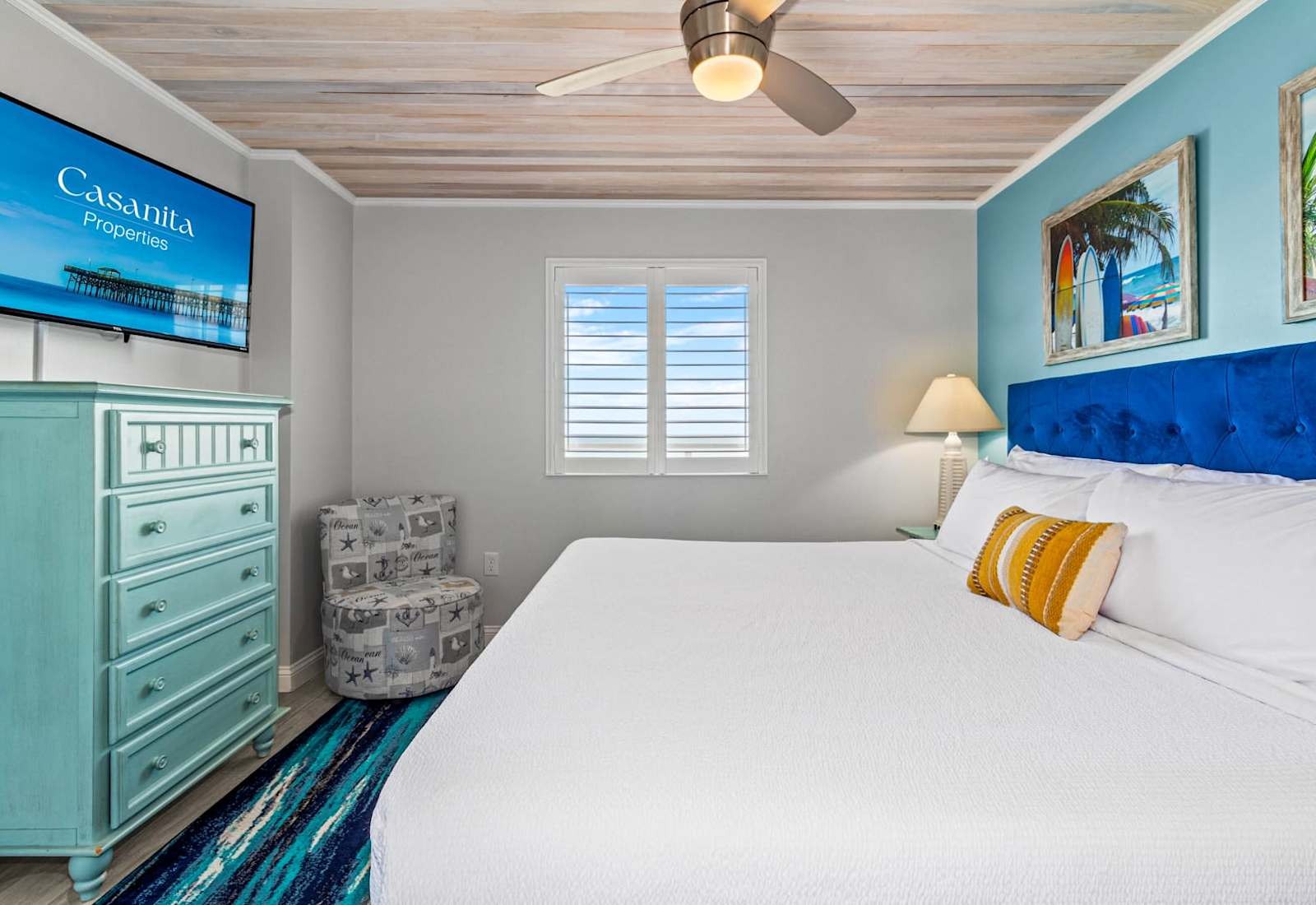 Drift off to sleep in comfort in this inviting bedroom with coastal charm! Featuring two plush beds and soothing decor, it’s perfect for families or friends seeking relaxation. Wake up refreshed and ready to explore your beachside escape!
