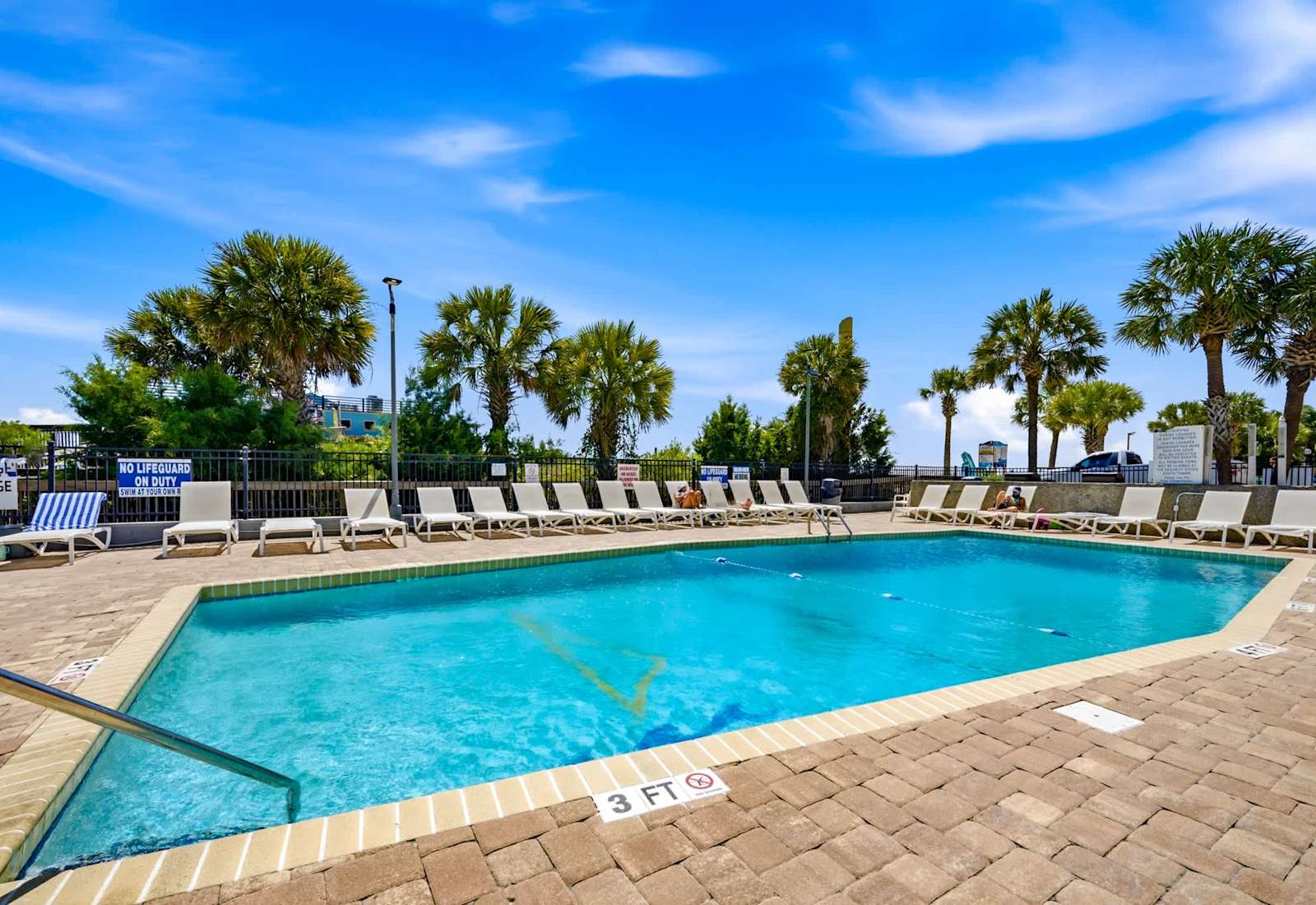 Pierfront Paradise — Yachtsman Resort, Myrtle Beach