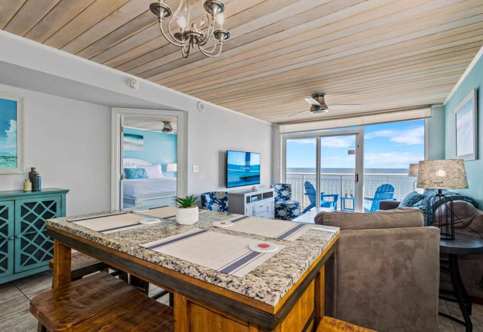 Enjoy meals while soaking up natural light and ocean views, creating the perfect setting for memorable gatherings