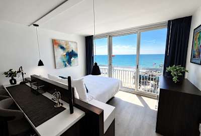 Oceanfront Pierfection