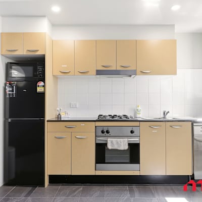 Compact kitchen with appliances