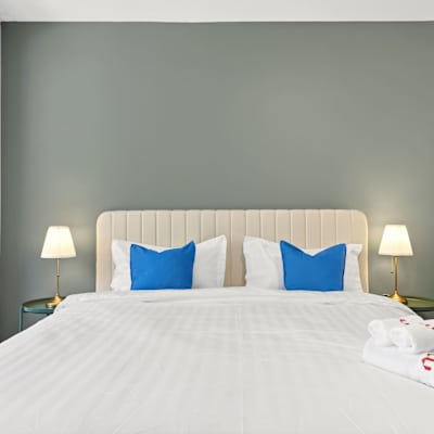 Cozy bedroom with modern styling