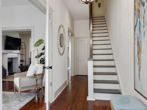 Renovated Victorian District Home, Hot Tub photo 12