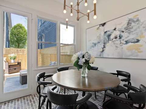 Renovated Victorian District Home, Hot Tub photo 4