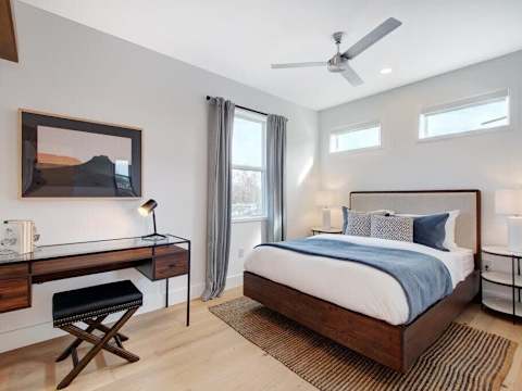 Spacious 8BR Austin Home | Hot Tub & Rooftop photo 14