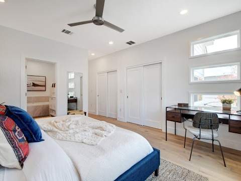 Spacious 8BR Austin Home | Hot Tub & Rooftop photo 16