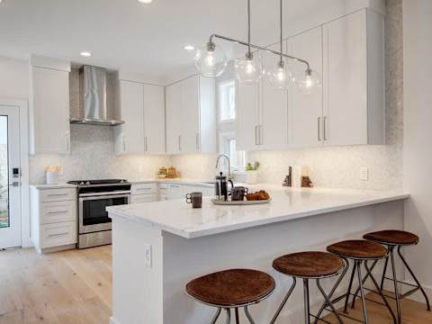 Spacious 8BR Austin Home | Hot Tub & Rooftop photo 6