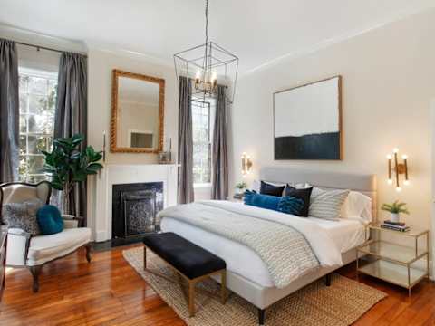5BR Savannah Home, Private Courtyard & Balcony photo 5