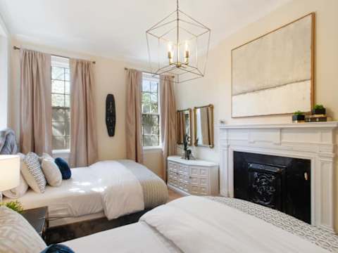 5BR Savannah Home, Private Courtyard & Balcony photo 19