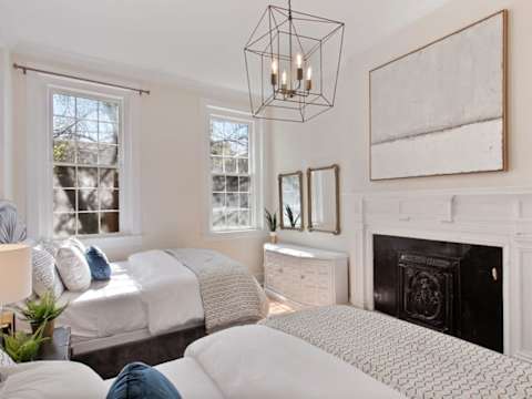 5BR Savannah Home, Private Courtyard & Balcony photo 18