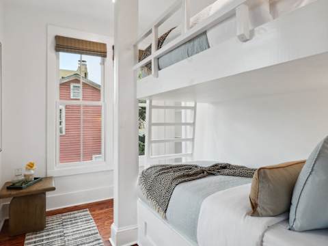 5BR Victorian Carriage House | Near Forsyth Park photo 8