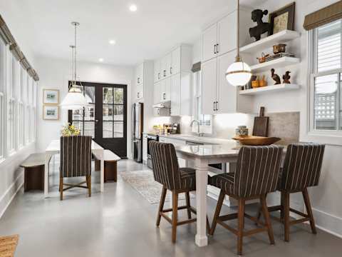 5BR Victorian Carriage House | Near Forsyth Park photo 17