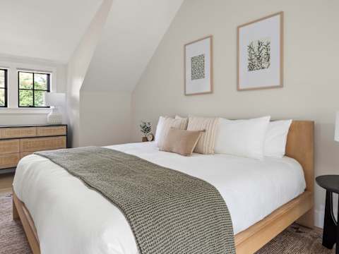 5BR Luxury Townhome | Stowe | More Units Available photo 12