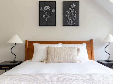 Heart of Stowe Getaway | 10 BDR | 2 Townhomes photo 4
