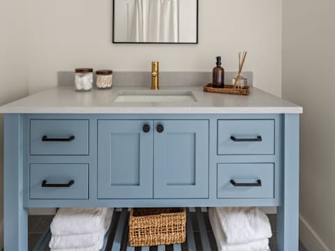 Heart of Stowe Getaway | 10 BDR | 2 Townhomes photo 32