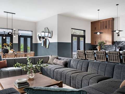 Designer Home 1 Block to magazine, Heated Pool&Spa photo 11