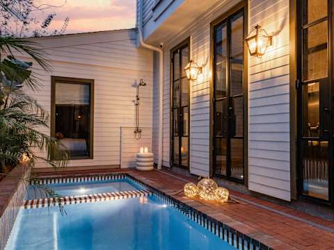 Luxury on Magazine St, Heated Plunge Pool photo 2