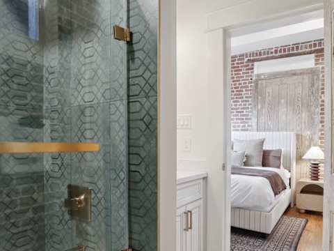10 bed & 10 bath Luxury CBD Villa - Private Pool photo 24