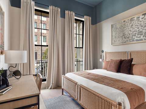 Modern New Homes, Heated Pools and Spas photo 4