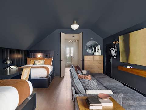 Modern New Homes, Heated Pools and Spas photo 24