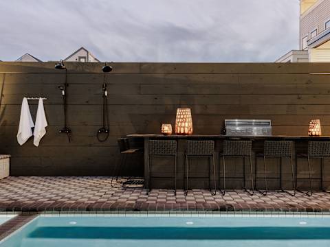 Luxury New Home, Heated Pool and Spa photo 43