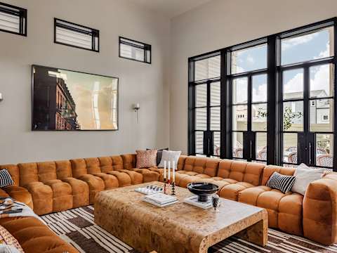 Luxury New Home, Heated Pool and Spa photo 3