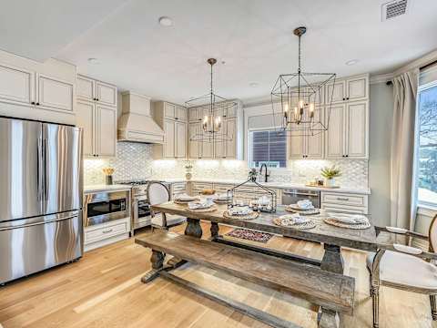 Contemporary Farmhouse-Style Retreat, near T photo 2