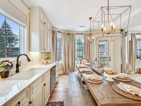 Contemporary Farmhouse-Style Retreat, near T photo 4