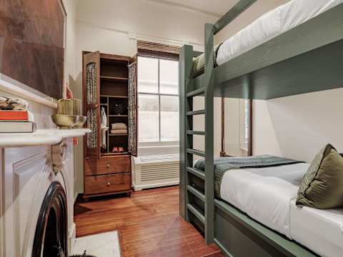 The Estella | 6BR Mansion Suite, Shared Pool & Spa photo 7