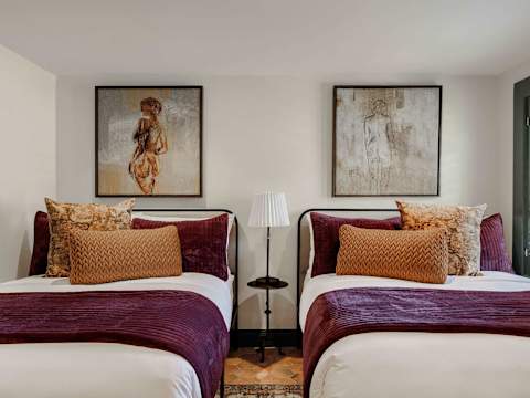 The Estella | 6BR Mansion Suite | Shared Pool photo 18