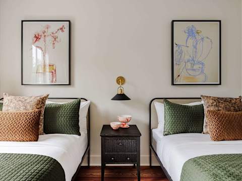 The Estella | 6BR Luxury Suite | Shared Pool photo 23