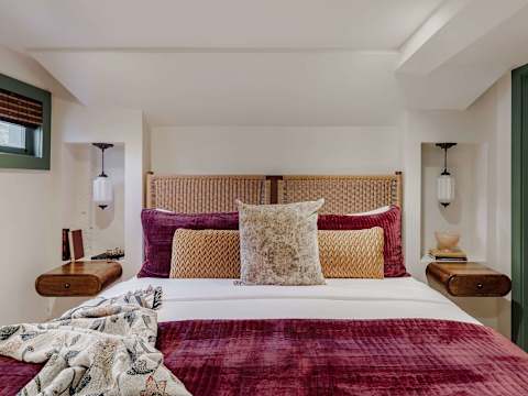 The Estella | 12-bedroom Suite, Shared Pool photo 4