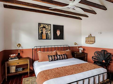 Luxurious 9BR Inn, Heated Pool & Spa photo 29