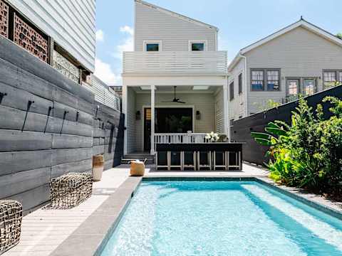 NEW Private Home with Pool and Spa, near FQ photo 5
