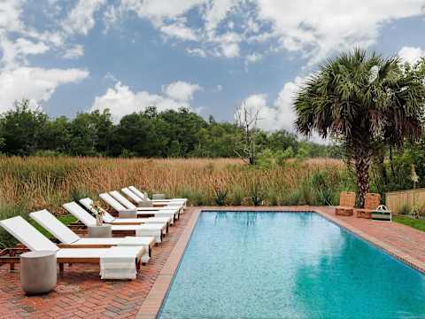 Modern Coastal Home with Heated Pool photo 41