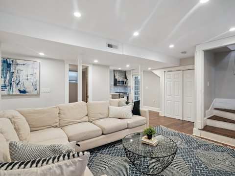 6BR Boston Home | Near T photo 7