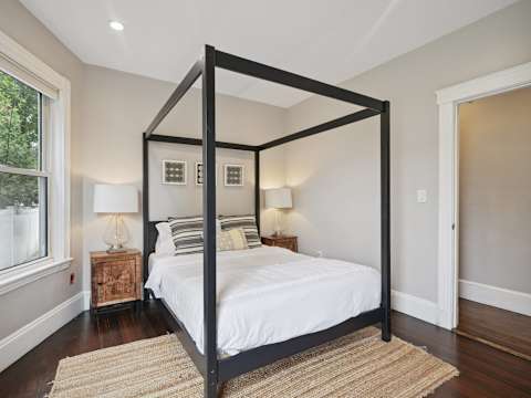 6BR Boston Home | Near T photo 12
