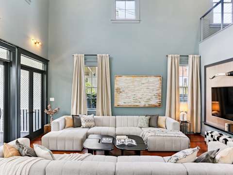 Designer Home on Magazine, Pool and Spa photo 6