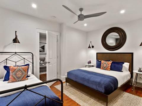 Renovated Victorian Home, Forsyth Park photo 16