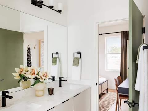 Four New Luxury Austin Homes, Saunas and Hot Tubs photo 44