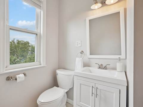 Contemporary Boston Duplex | Near the T photo 20