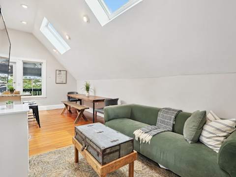 Contemporary Boston Duplex | Near the T photo 38