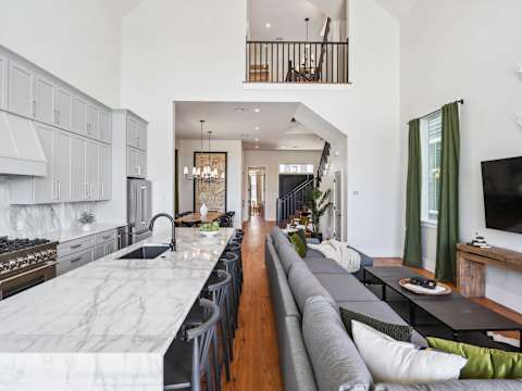 The 1300 | Luxe 7BR Pool&Spa · Parade Block photo 46
