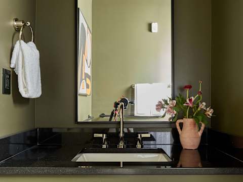 Stylish Designer Home | Shared Heated Pool + Spa photo 11