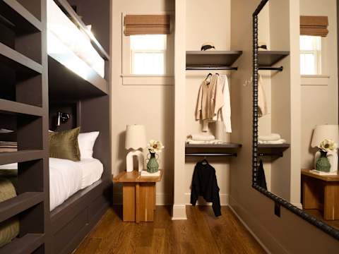 Garden District Stay, Shared Heated Pool & Spa photo 17
